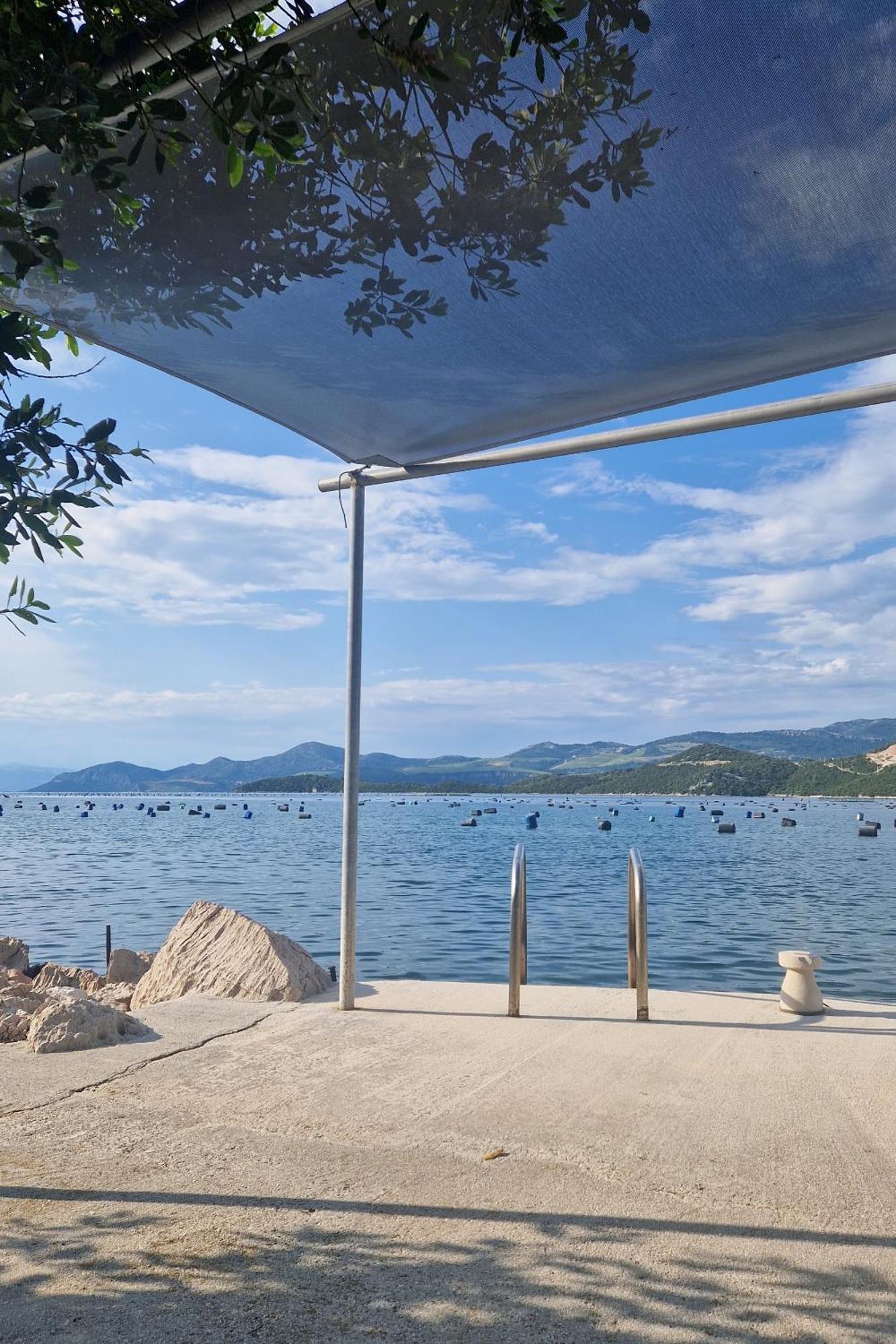 Apartments By The Sea Zuronja, Peljesac - 13202 Putniković エクステリア 写真